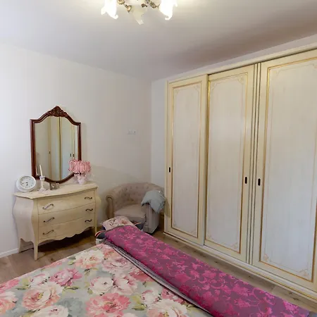 Casa Degli Zii Apartment *